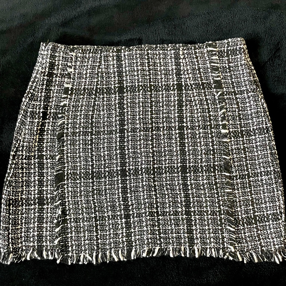 Black and White mini skirt